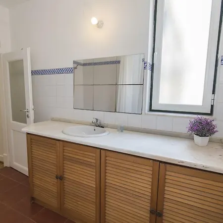 Apartment Bright Flat In Chiado!